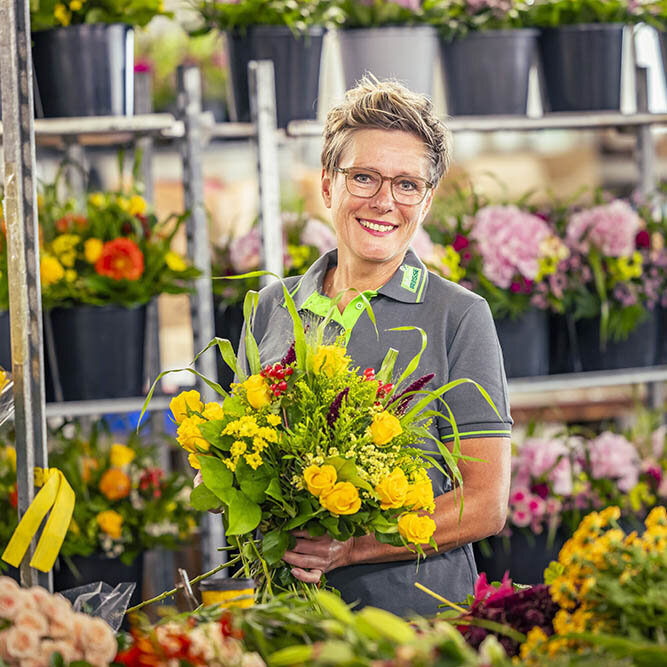 Versende einen schönen Strauß voller Blumen und mache einem besonderen Menschen eine Freude.